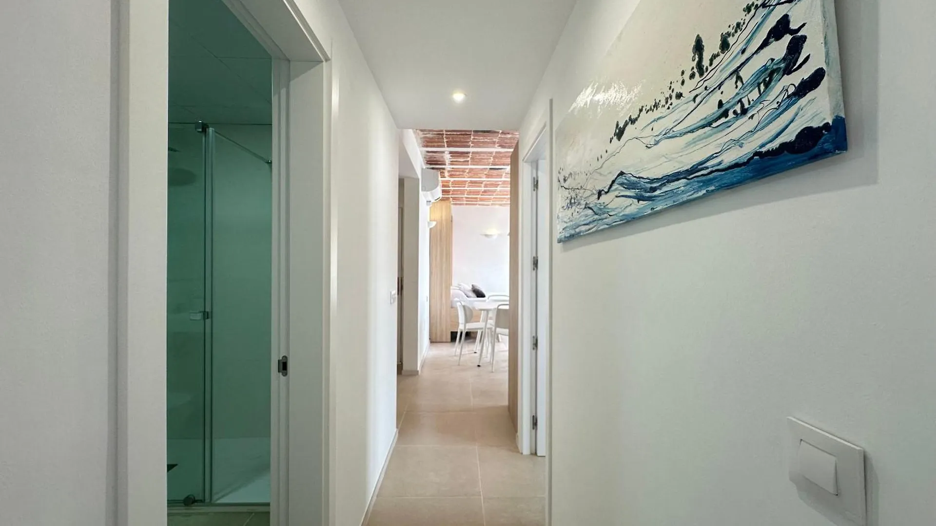Agi Arago Apartments Roses