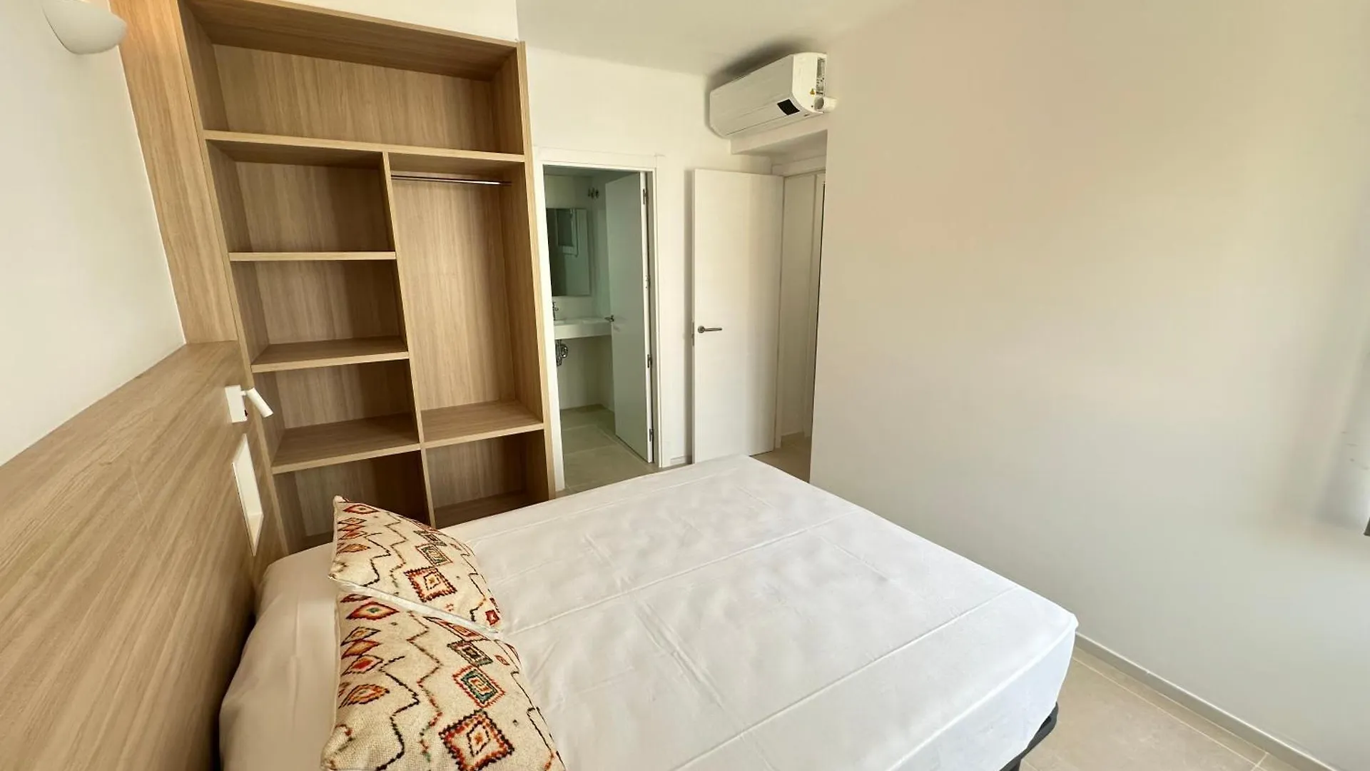 Agi Arago Apartments Roses 0*,  Spain